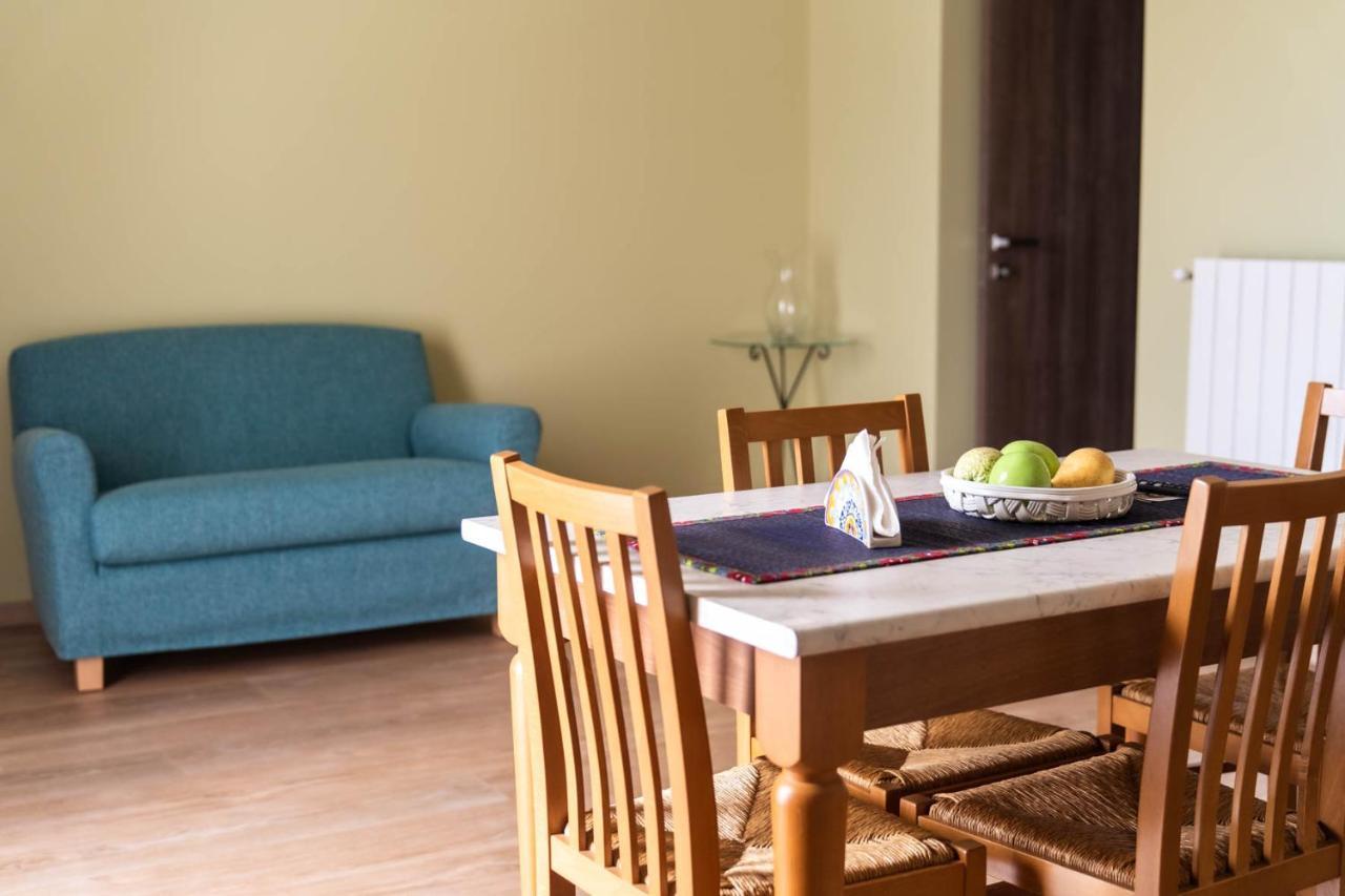 Modica Relax Garden Apartment ภายนอก รูปภาพ